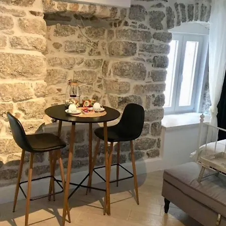 Rose Stone Studio Old Town *